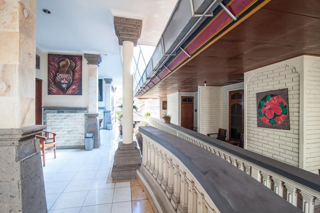 سمينياك Lori Beach Inn المظهر الخارجي الصورة
