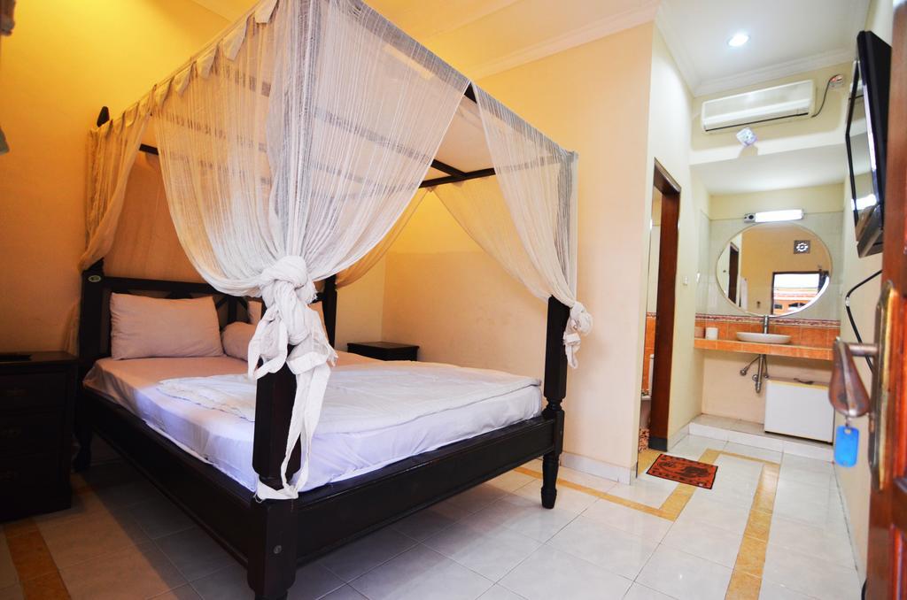 سمينياك Lori Beach Inn المظهر الخارجي الصورة